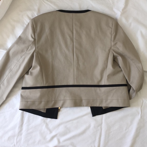 Hugo Boss Blazer - Picture 5 of 5